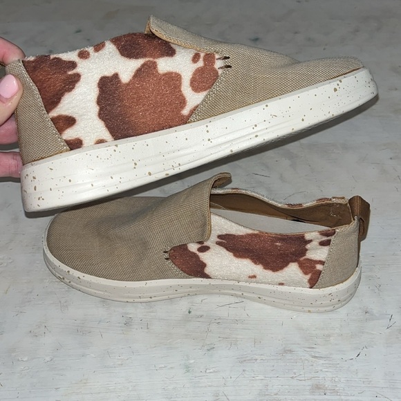 Hey Dude Ladies Wendy Emma Chocolate Mix Slip On Shoes NWOT | size 6 - Picture 6 of 8